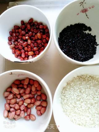 Black Rice and Red Bean Health Congee recipe