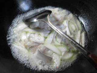 Shrimp and Boiled Long Melon recipe