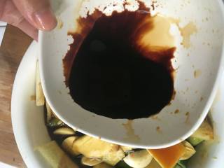 Pickled Cucumbers in Sauce recipe