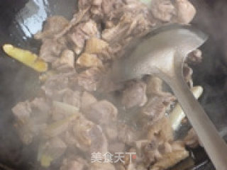Stewed Chicken with Bamboo Shoots in Casserole recipe