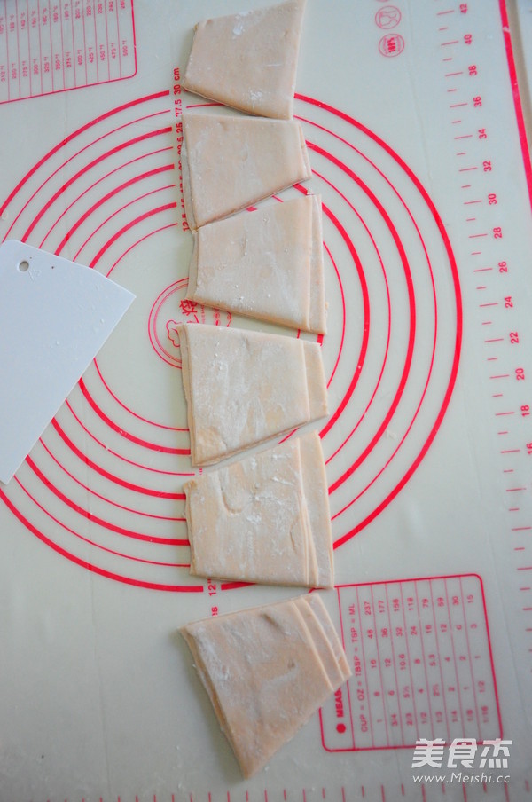 Wonton Wrapper with Tomato Sauce recipe