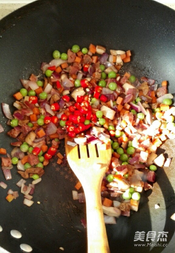 Fried Rice with Sausage, Shiitake Mushroom and Dried Radish recipe