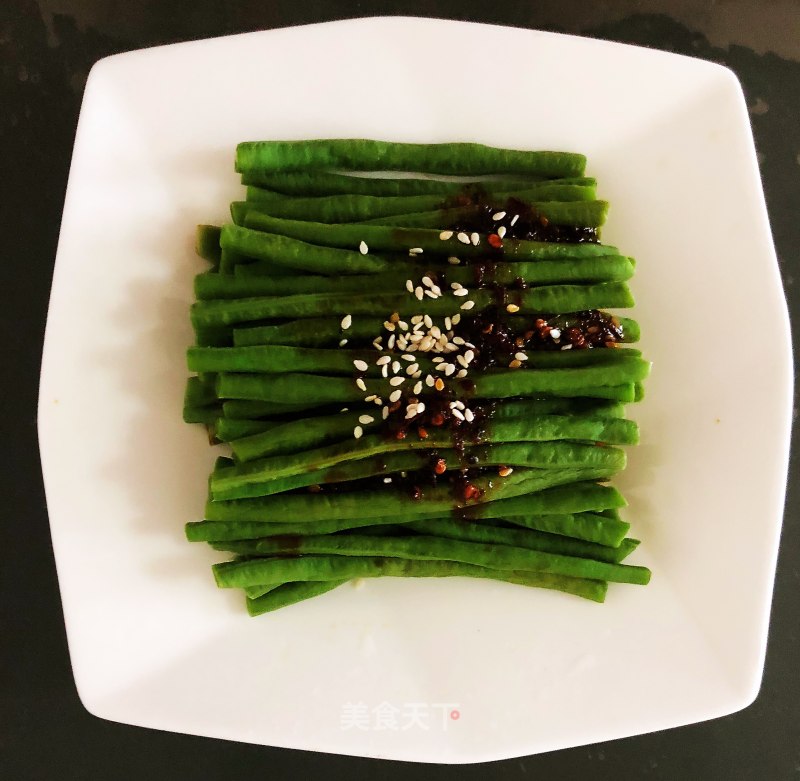 Tender Cowpea with Cold Dressing