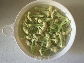 Stir-fried Cauliflower with Bacon recipe