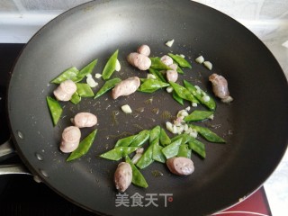 Pasta with Garlic and Black Pepper recipe