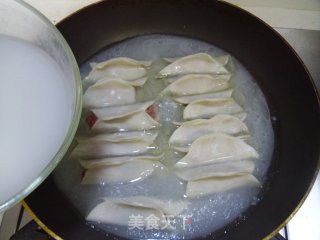 Taiwanese Pot Stickers recipe