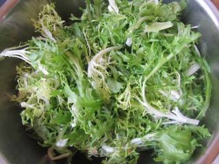 Pig Ears Mixed with Bitter Chrysanthemum recipe