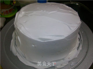 Lg’s Birthday Cake @@ Attach A Detailed Illustration of How to Make A Chocolate Sponge Cake and Decorate The Football Shape~~football Cake recipe