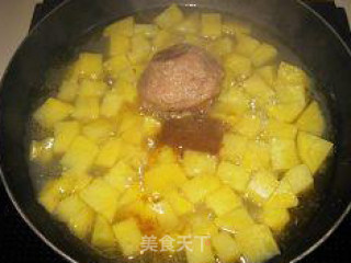 Curry Meatballs Stewed Potatoes recipe