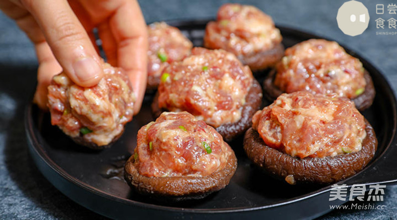 June Fresh Mushroom Stuffed Meat recipe