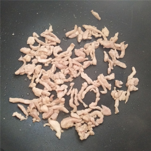 Stir-fried Shredded Pork with Onion recipe