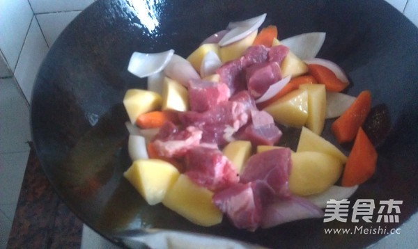 Beef Stew with Potatoes recipe