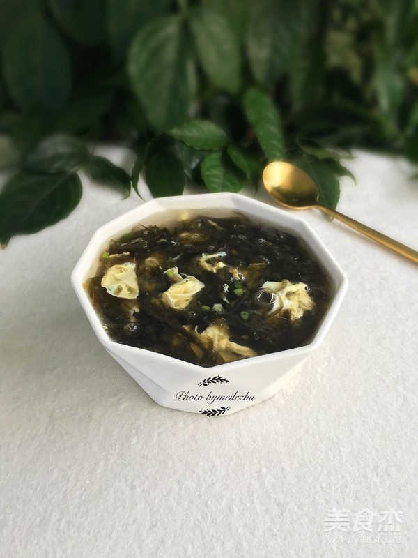 Egg Seaweed Soup recipe