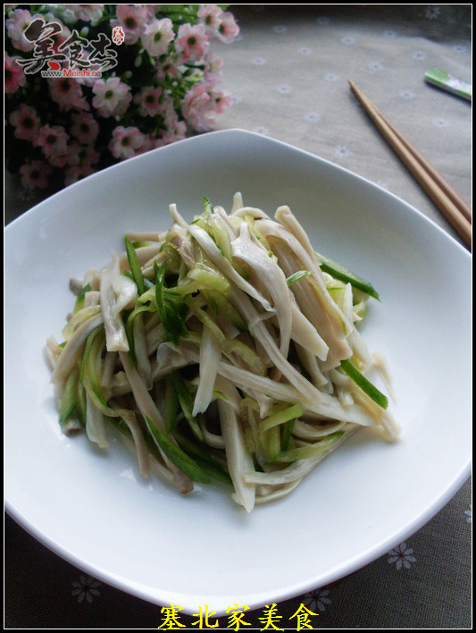 Shredded Eryngii Mushrooms in Cold Dressing recipe