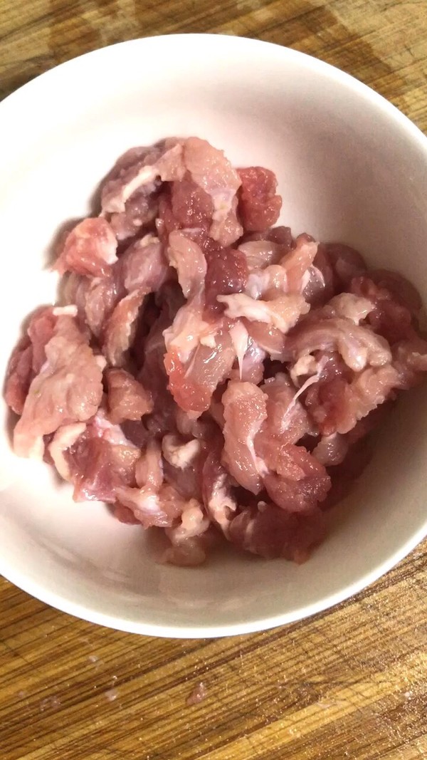 Family Edition Pork Shredded in Beijing Sauce recipe