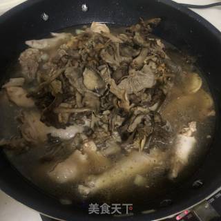 Chicken Stewed with Mushrooms recipe