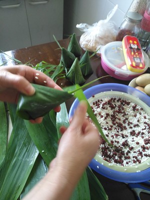 How to Wrap Cordless Rice Dumplings recipe