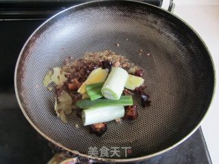 Taro Beef Brisket Claypot recipe