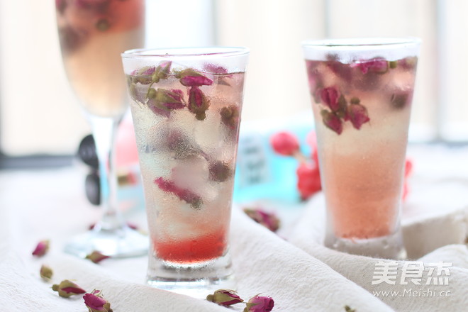 Rio Rose Cocktail Special Drink recipe