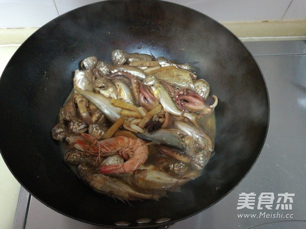 Home Stewed Seafood recipe