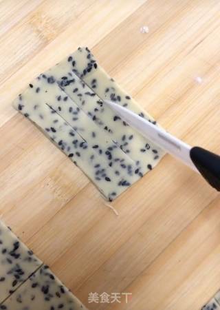 Crispy Hemp Leaves recipe