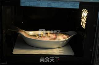 Steamed Crucian Carp with Chopped Chili recipe