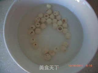 Tremella, Lotus Seed and Lily Soup recipe