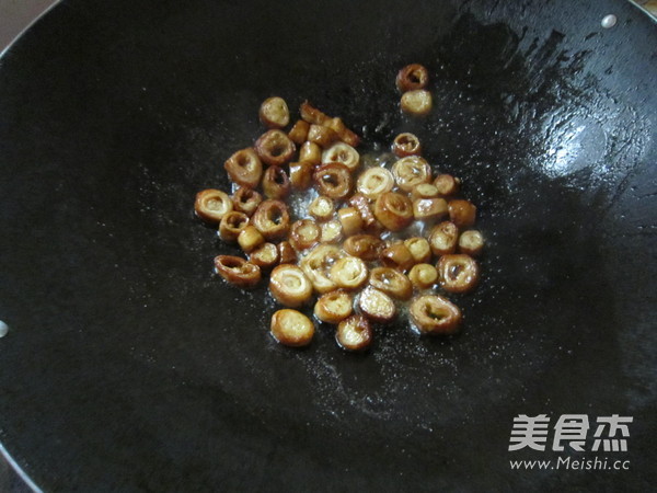 Stir-fried Braised Intestines recipe