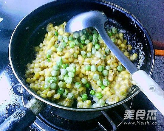 Baked Corn with Egg Yolk recipe