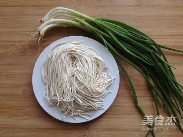 Scallion Noodles recipe