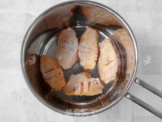 Tomato Boiled Chicken Wings recipe