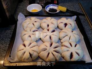 Milky Purple Sweet Potato Bread recipe