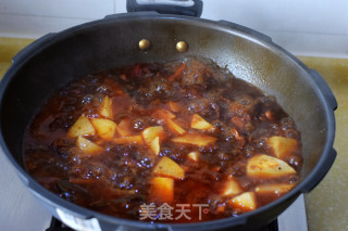 Braised Beef Brisket with Radish recipe