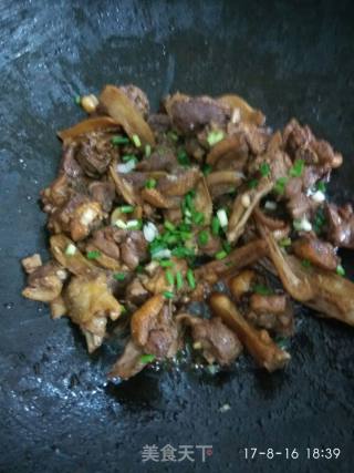 Braised Duck with Ginger Slices recipe