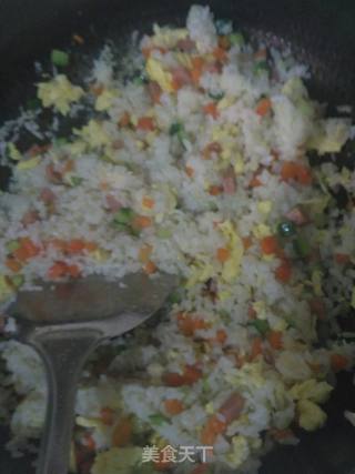 #妈妈的味# Home Cooked Egg Fried Rice recipe