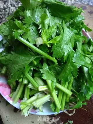 Fried Celery with Dried Tofu recipe