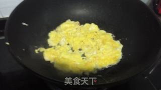 Scrambled Eggs with Shrimp Skin recipe