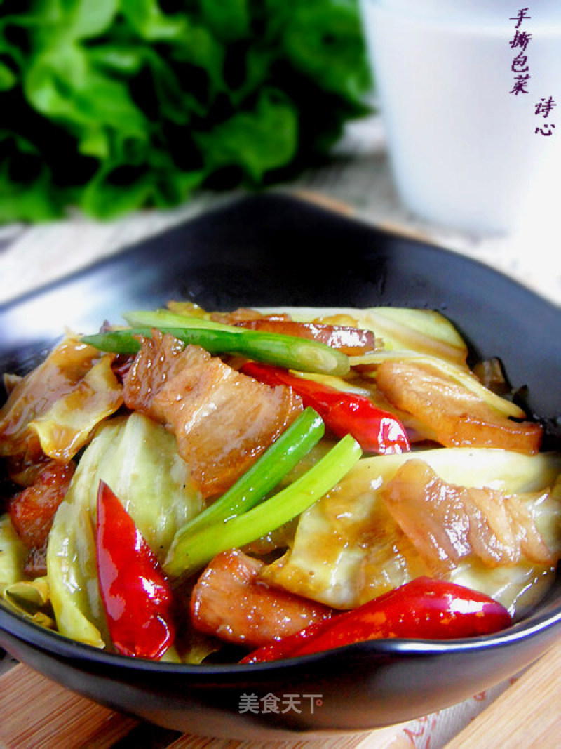 The Unique Deliciousness of Iron Pan Fried-shredded Cabbage recipe