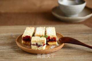 Coconut Strawberry Shortbread Cookies recipe