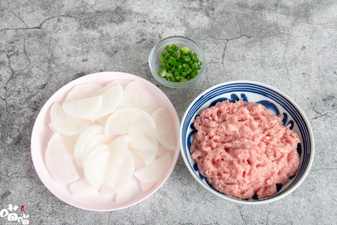 White Radish Meatball Soup recipe