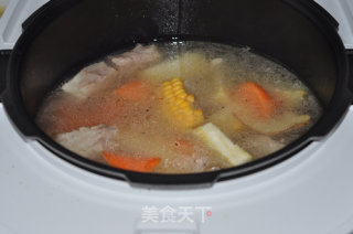 Vegetable Abalone and Ribs Soup recipe