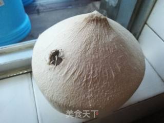 Coconut Stewed Snow Fungus in Syrup recipe