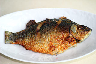 Grilled River Crucian with Scallions recipe