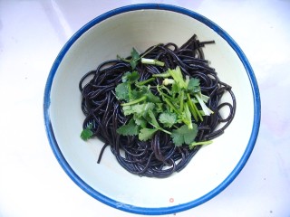 Quick Summer Appetizer-refreshing Chopped Pepper Fern Root Powder recipe