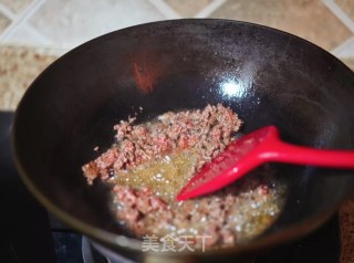 Stir-fried Edamame with Minced Beef recipe