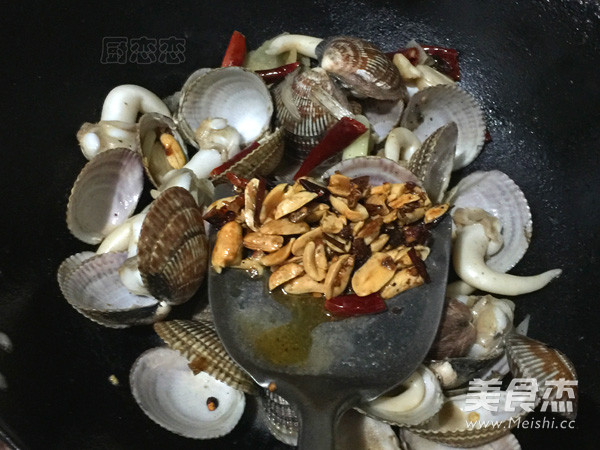 Spicy Cockles recipe