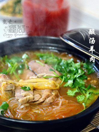 A Sour and Refreshing Taste in Winter---sour Soup Lamb