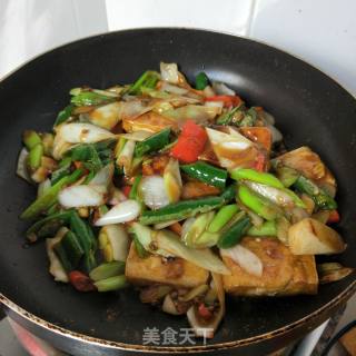 Stir-fried Tofu with Scallions recipe