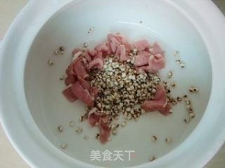 Three High Recipes-winter Melon and Barley Porridge with Lean Meat recipe