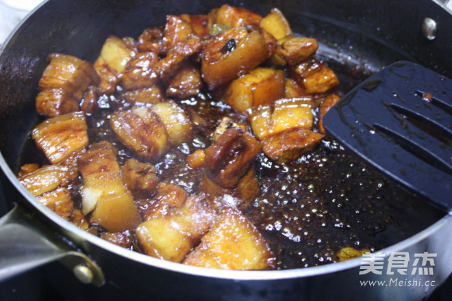 Family Edition Braised Pork recipe